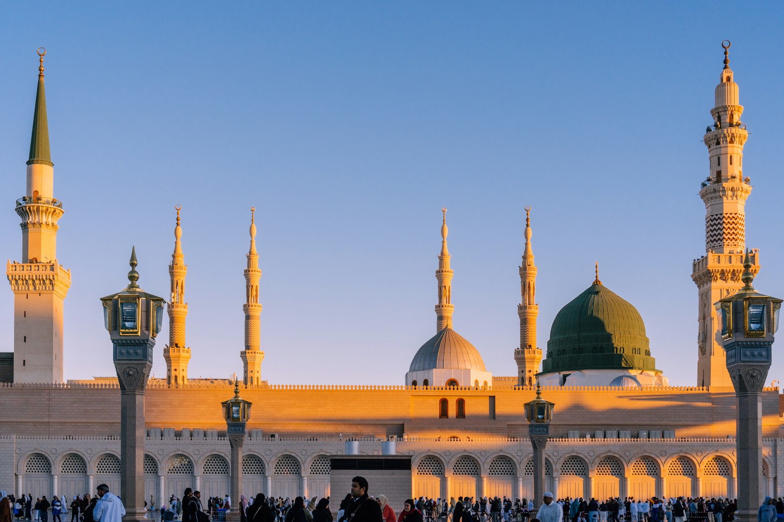 Medine Ziyareti Rehberi